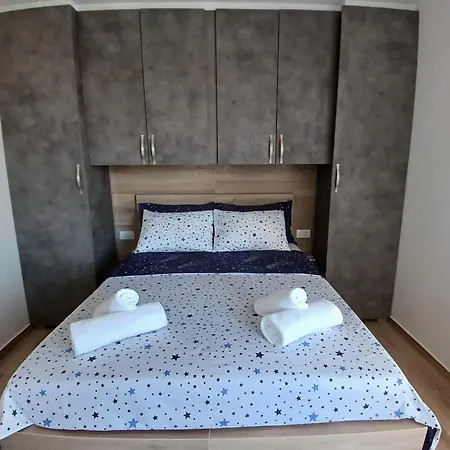 Anavi Daire