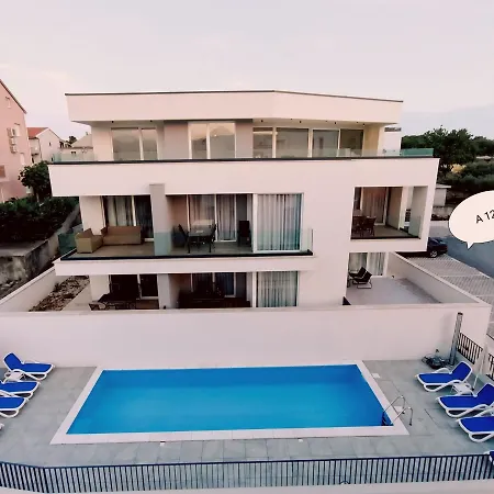 Anavi * Trogir